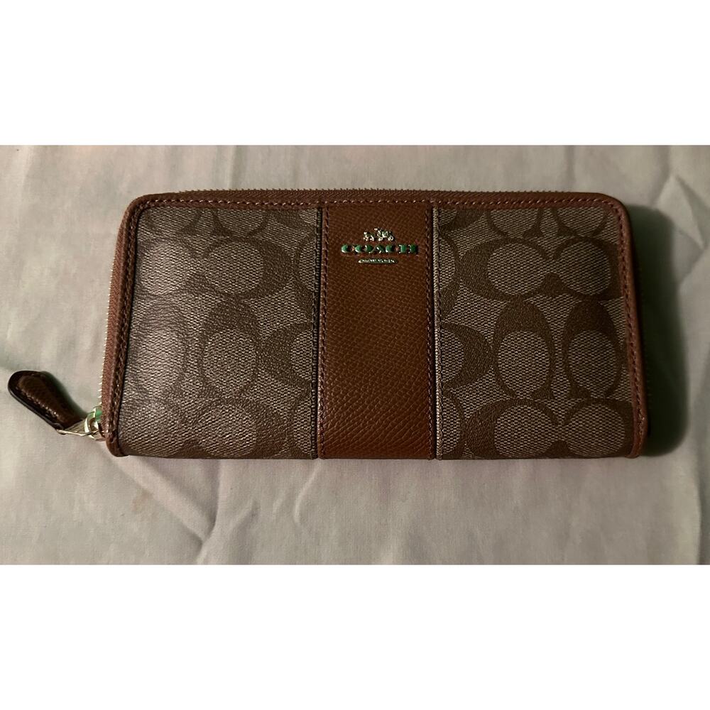 Coach Signature Zip Around Wallet in Brown Canvas Leather - Authentic & Elegant